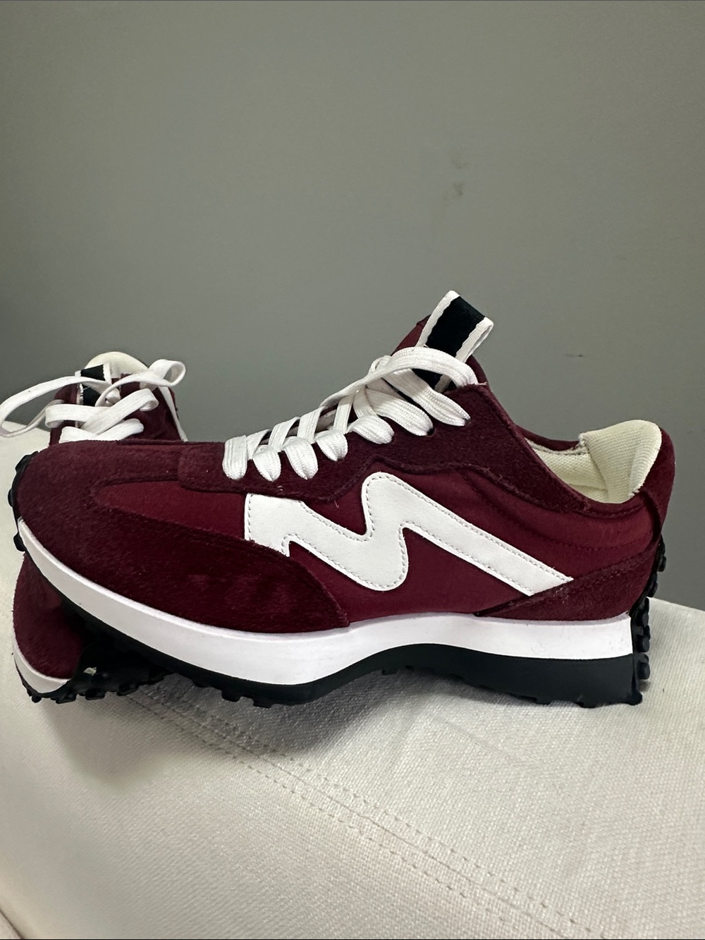 Steve Madden Burgundy Sneakers